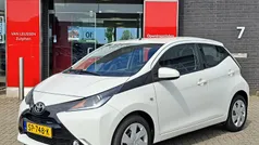 Wit Gebruikt 2018 Toyota Aygo Hatchback | € 9.400 (Eerlijke prijs)
