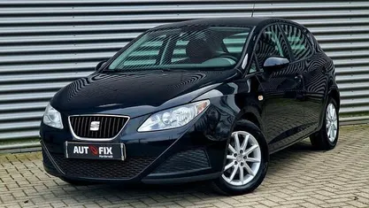 Zwart Occasion 2011 Seat Ibiza Reference Hatchback | € 3.999 (Eerlijke prijs)
