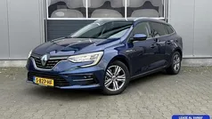 Blauw Gebruikt 2021 Renault Mégane GrandTour Edition One Stationwagen | € 16.885 (Goede deal)