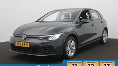Gebruikt 2022 VW Golf VIII Business Hatchback | € 21.900 (Goede deal)