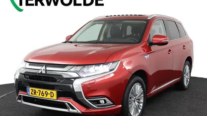 Occasion Mitsubishi Outlander P-HEV Intense+ 68 PK (50 kW) 2019 SUV