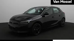 Zwart, metallic lak Nieuw 2025 Opel Corsa Hatchback | € 23.990 (Eerlijke prijs)