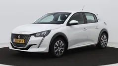 Wit Gebruikt 2021 Peugeot e-208 Active Hatchback | € 13.900 (Super prijs)