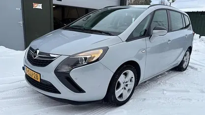 Grijs (metallic) Gebruikt 2013 Opel Zafira Tourer MPV | € 4.950 (Eerlijke prijs)