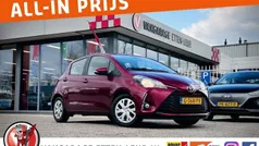 Rood Gebruikt 2018 Toyota Yaris Hatchback | € 12.485 (Eerlijke prijs)