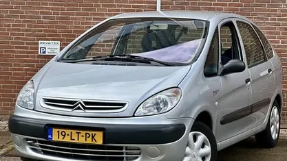 Grijs Gebruikt 2003 Citroën Xsara Picasso MPV | € 1.250 (Eerlijke prijs)