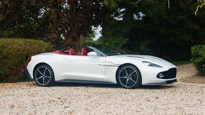 Wit Gebruikt 2017 Aston Martin Vanquish Cabriolet | € 499.500