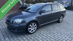 Gebruikt 2006 Toyota Avensis Executive Stationwagen | € 1.950 (Super prijs)