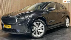 Zwart Gebruikt 2021 Skoda Enyaq iV SUV | € 25.895 (Eerlijke prijs)