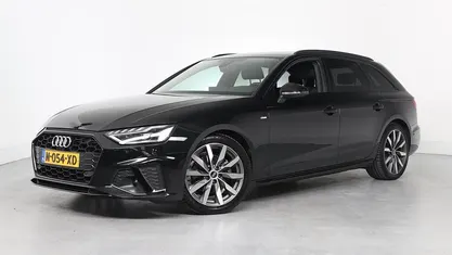 Occasion Audi A4 Competition 150 PK (110 kW) 2022 Zwart Stationwagen