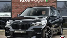 Zwart Gebruikt 2022 BMW X1 M Sport SUV | € 34.900 (Eerlijke prijs)