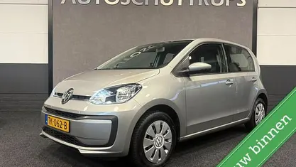 Gebruikt 2018 VW up! move up! Hatchback | € 5.999 (Eerlijke prijs)