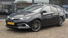 Gebruikt 2015 Toyota Auris Hybrid Stationwagen | € 13.450 (Eerlijke prijs)