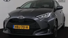 Gebruikt 2025 Toyota Yaris Hybrid Business Edition Hatchback | € 25.945 (Eerlijke prijs)