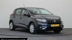Gebruikt 2022 Dacia Sandero Essentiel Hatchback | € 12.945 (Goede deal)