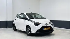 Wit Gebruikt 2021 Toyota Aygo Hatchback | € 9.749 (Goede deal)