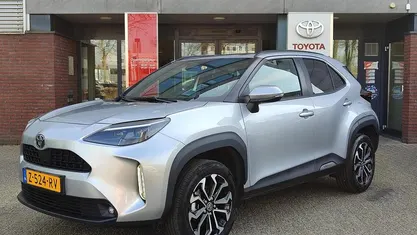 Gebruikt 2024 Toyota Yaris Cross Edition SUV | € 27.889 (Eerlijke prijs)