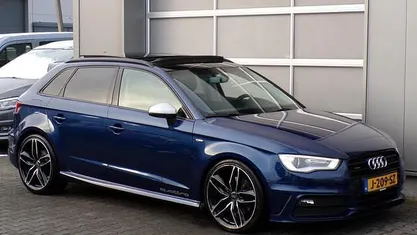 Blauw Occasion 2015 Audi A3 Sportback Ambition Hatchback | € 12.950 (Eerlijke prijs)