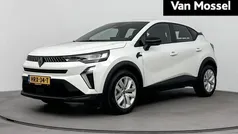 Gebruikt 2024 Renault Captur Zen SUV | € 30.940 (Eerlijke prijs)