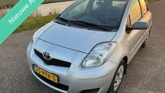 Grijs Gebruikt 2009 Toyota Yaris Hatchback | € 3.999 (Goede deal)