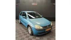 Blauw Gebruikt 2001 Opel Corsa Comfort Hatchback | € 750 (Eerlijke prijs)