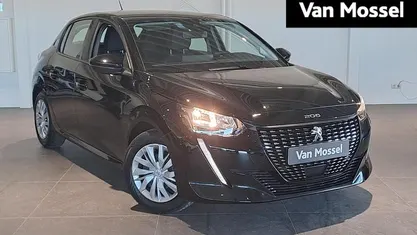 Zwart Gebruikt 2022 Peugeot 208 Active Hatchback | € 14.440 (Eerlijke prijs)