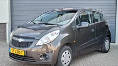 Bruin Gebruikt 2010 Chevrolet Spark LS Hatchback | € 2.950 (Eerlijke prijs)