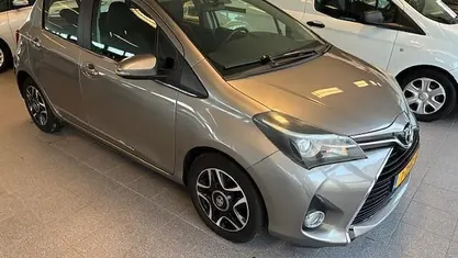 Occasion 2015 Toyota Yaris Hatchback | € 7.800 (Eerlijke prijs)