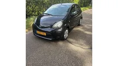 Gebruikt 2013 Toyota Aygo Hatchback | € 2.999 (Eerlijke prijs)