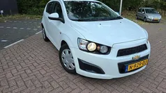 Wit Gebruikt 2012 Chevrolet Aveo LT Hatchback | € 2.699 (Eerlijke prijs)