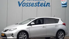 Grijs Gebruikt 2015 Toyota Auris Hybrid Hatchback | € 12.900 (Goede deal)