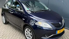 Blauw Gebruikt 2016 Lancia Ypsilon Hatchback | € 7.245 (Eerlijke prijs)