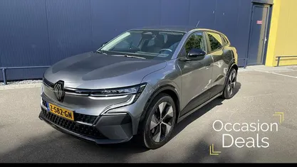 Schaliegrijs kqg Gebruikt 2024 Renault Megane E-Tech Evolution Hatchback | € 26.995 (Eerlijke prijs)