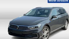 Grijs Gebruikt 2021 VW Passat GTE Stationwagen | € 28.950 (Eerlijke prijs)