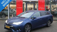 Blauw Gebruikt 2016 Toyota Avensis Stationwagen | € 13.900 (Eerlijke prijs)