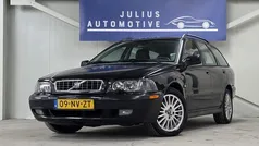 Gebruikt 2004 Volvo V40 Stationwagen | € 2.443 (Eerlijke prijs)