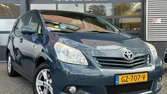 Blauw (metallic) Gebruikt 2010 Toyota Verso Business Edition MPV | € 8.940 (Eerlijke prijs)