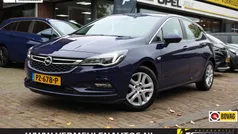 Blauw Gebruikt 2017 Opel Astra Business Hatchback | € 12.900 (Goede deal)