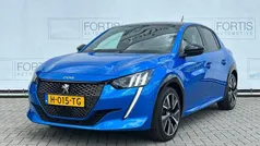 Blauw Gebruikt 2020 Peugeot 208 GT-line Hatchback | € 16.900 (Eerlijke prijs)