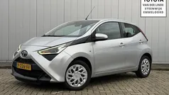 Gebruikt 2021 Toyota Aygo X-play Hatchback | € 11.300 (Eerlijke prijs)