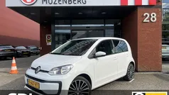 Gebruikt 2021 VW up! Move Hatchback | € 11.945 (Eerlijke prijs)