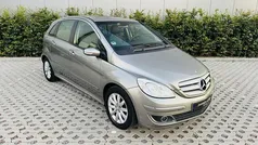 Grijs Gebruikt 2008 Mercedes B150 MPV | € 4.399 (Eerlijke prijs)