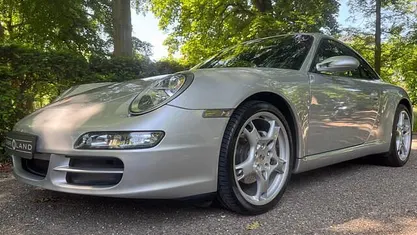 Grijs Gebruikt 2006 Porsche 911 Carrera Coupé | € 41.450 (Eerlijke prijs)