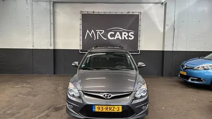 Grijs Occasion 2011 Hyundai i30 Stationwagen | € 2.650 (Eerlijke prijs)
