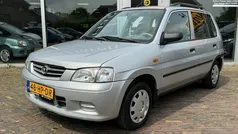 Grijs Gebruikt 2001 Mazda Demio Exclusive MPV | € 2.450 (Eerlijke prijs)