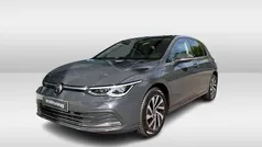 Gebruikt 2021 VW Golf VIII Style Hatchback | € 24.750 (Eerlijke prijs)