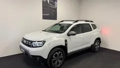 Gebruikt 2023 Dacia Duster Journey SUV | € 23.990 (Eerlijke prijs)