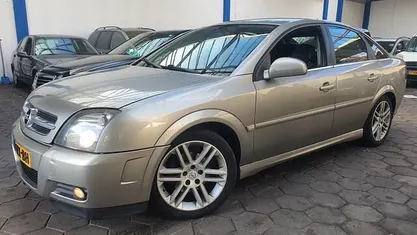 Occasion 2004 Opel Vectra GTS Elegance Hatchback | € 1.100 (Eerlijke prijs)