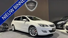 Wit Gebruikt 2012 Opel Astra Cosmo Stationwagen | € 8.250 (Eerlijke prijs)