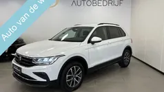 Wit Gebruikt 2023 VW Tiguan Business SUV | € 27.545